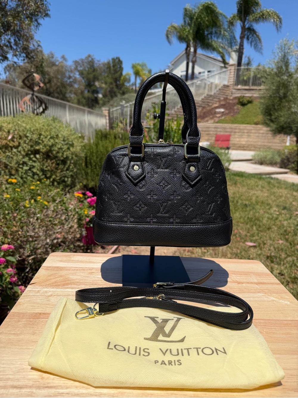 ✨COMING SOON✨ New LV Print Alma Empreinte BB Black Gold Embossed Monogram Bag - Picture 11 of 15